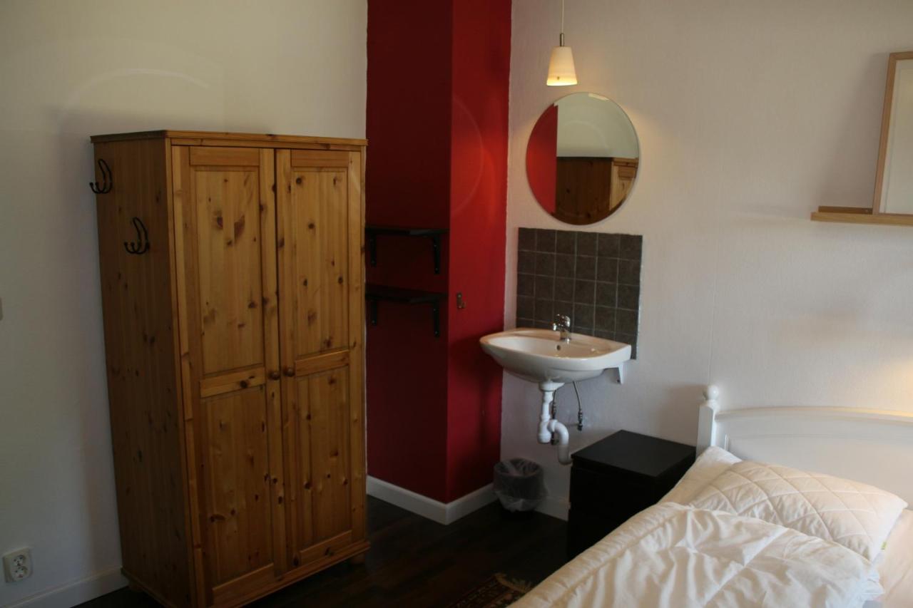 Hallandsasen Hostel Hjarnarp Номер фото