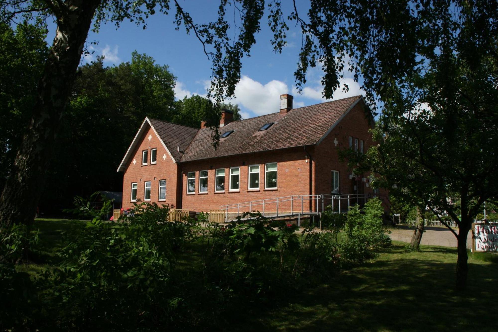 Hallandsasen Hostel Hjarnarp Экстерьер фото