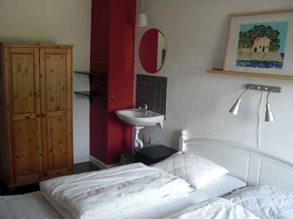 Hallandsasen Hostel Hjarnarp Экстерьер фото